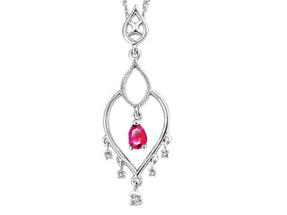 Chaine et pendentif topaz rose et de diamants,1 canadien de 4points et 4 petits.