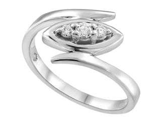 Bague à diamant Canadien