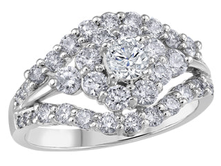 Bague à diamants Canadien