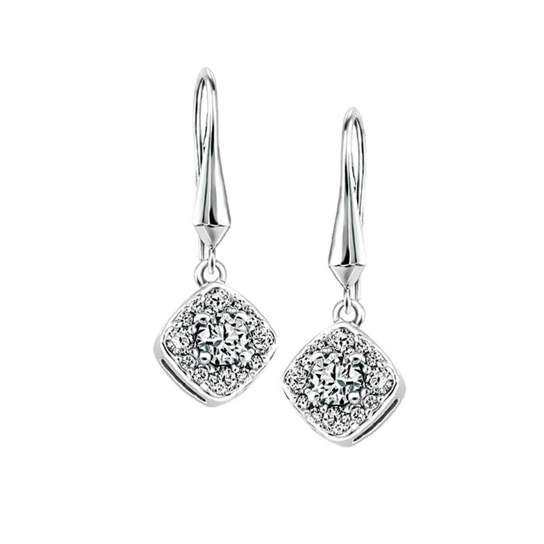 Boucles à diamants